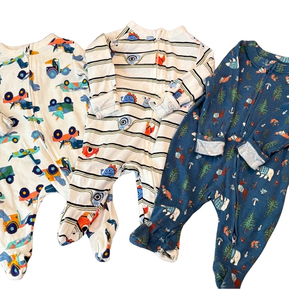 3 Pair Old Navy Kids Footies - Multicolor Fun Prints Newborn - Picture 2 of 4